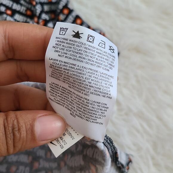 Nike Just Do It All Over Print Logo Crop Tee NWT Size Medium - Picture 6 of 11